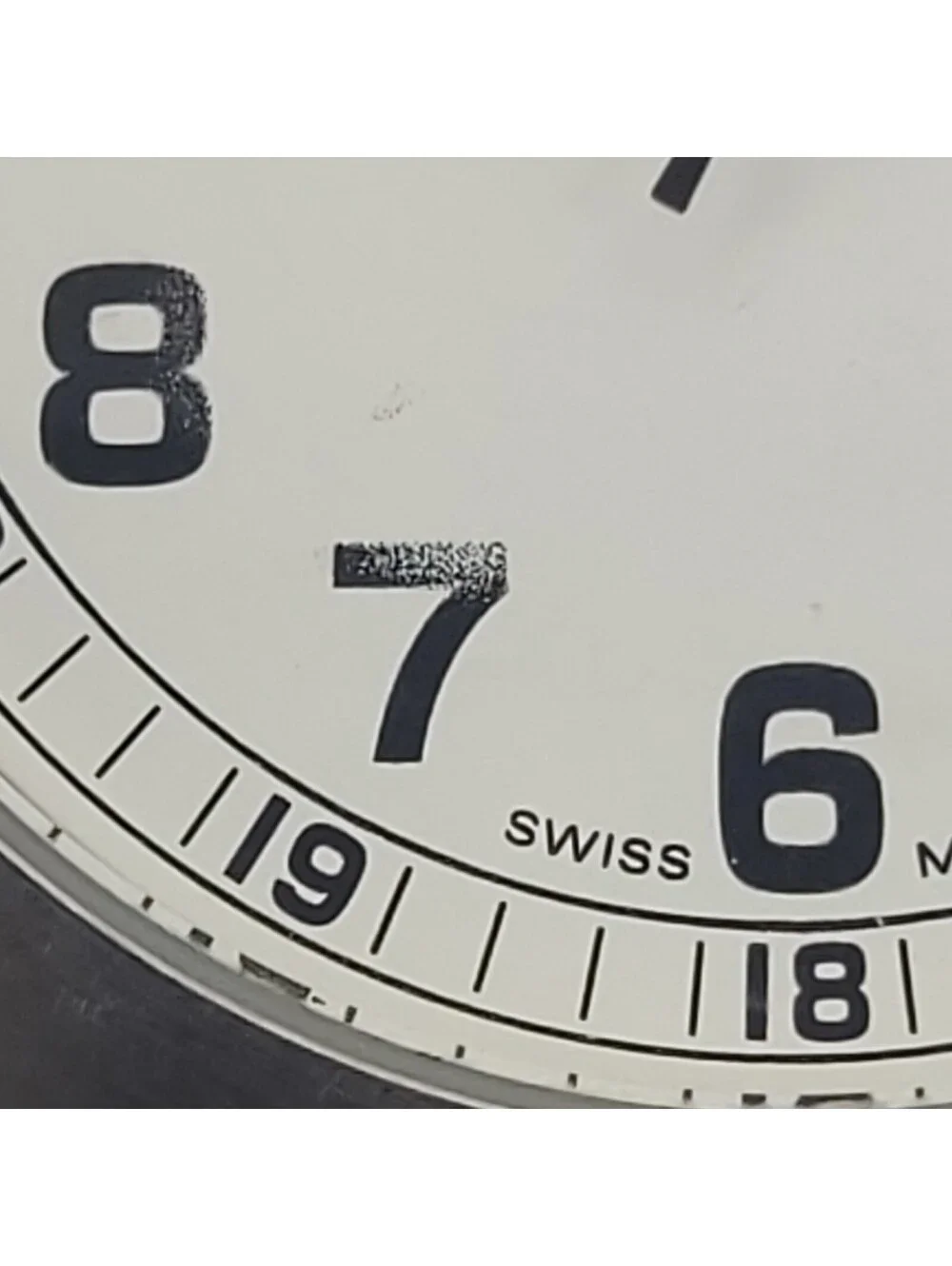 Victorinox Swiss Army Field Watch White Dial Swiss Made New Battery
